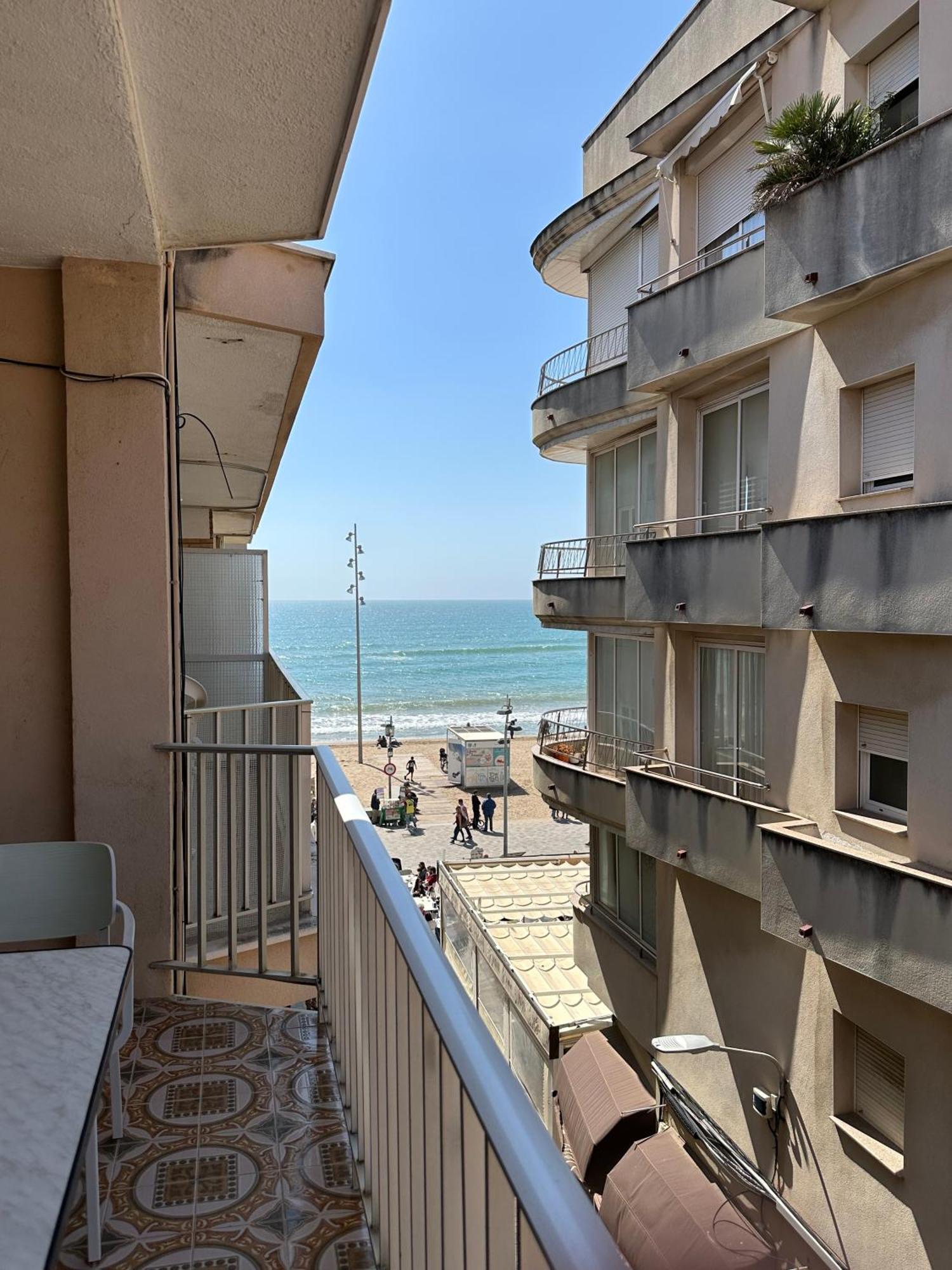 Calafell Beach Apartment Exterior photo